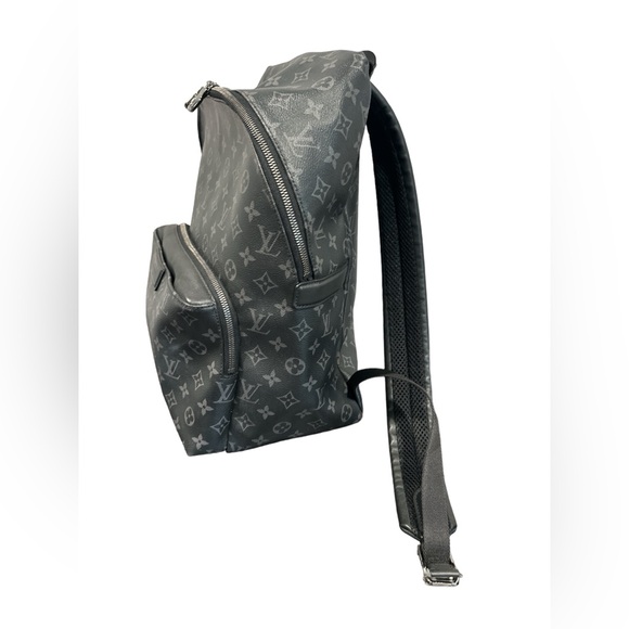 💯Authentic Louis Vuitton Discovery Backpack Monogram Eclipse Canvas. - Picture 3 of 16